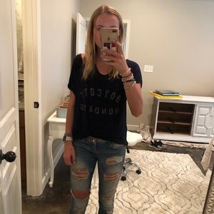 Navy “boycott Monday’s” graphic tee